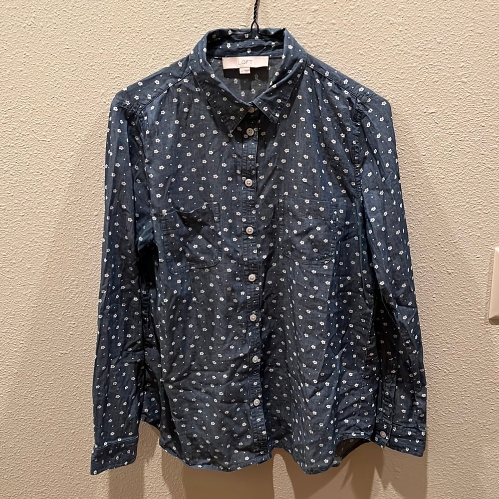 LOFT button up shirt with small flowers size M
